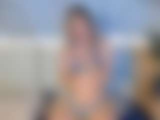 Live cam show with Sienna-Bellucci - Bikini on Instabang