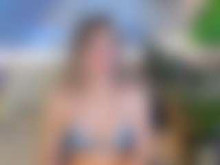 Live cam show with Sienna-Bellucci - Sexwebcam Mature on UwU Esports