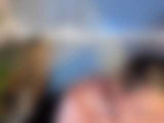 Live cam show with Sienna-Bellucci - Lush Blonde Hair on Dare Cams