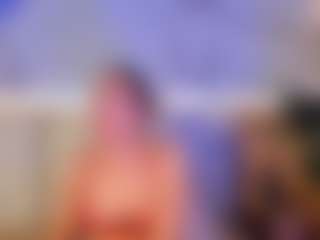 Live cam show with Sienna-Bellucci - Mature on Dolls Live
