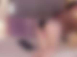 Live cam show with Violet Nova - Dildo Or Vibrator on SinfulBabes