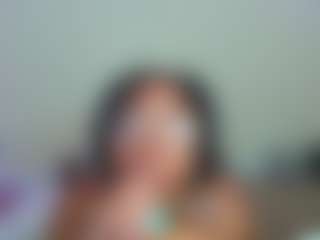 Live cam show with CinnamonSpice - Nonbinary on friskycurves.com