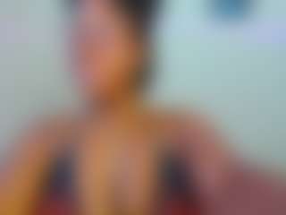 Live cam show with CinnamonSpice - Busty on Camsoda