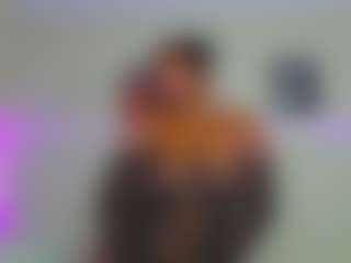 Live cam show with CinnamonSpice - Shredded on Camsoda Late Night