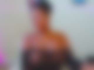 Live cam show with CinnamonSpice - Black Shaved Pussy on Soda Cam