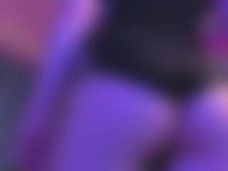 Live cam show with Emili-Hols - Gray Eyes on chickslive.net