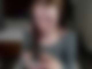 Emili-Hols's Live Sex Cam Show