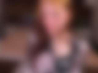 Emili-Hols's Live Sex Cam Show