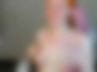 Emili-Hols's Live Sex Cam Show