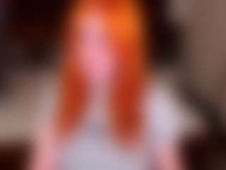 Live cam show with Emili-Hols - Oil on Camsoda