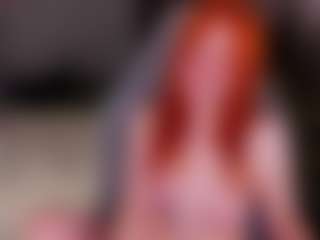 Live cam show with Emili-Hols - Body Massage on Camsoda