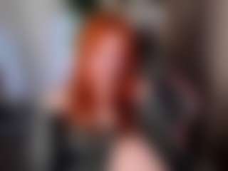 Live cam show with Emili-Hols - Public Brown Hair on CamClone