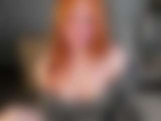 Live cam show with Emili-Hols - College on CamwithHer