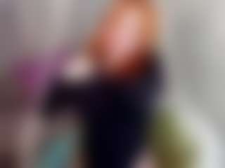 Emili-Hols's Live Sex Cam Show