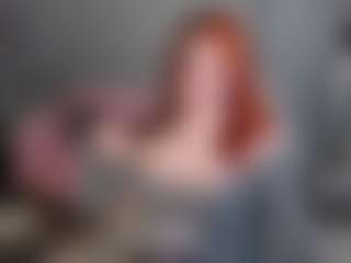 Live cam show with Emili-Hols - Solo on Mixed Magazine Live