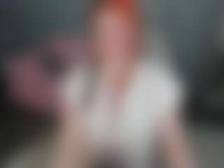 Live cam show with Emili-Hols - Gray Eyes on Camsoda