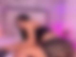 Live cam show with lili-jhs - Twerk Latina on StripNow | colombia