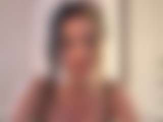 Moonfaairy's Live Sex Cam Show