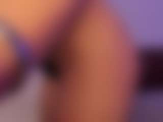 Live cam show with SophieLany - College on eurowanks.com