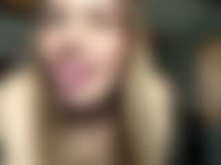 Live cam show with TrudieBeaumont - Blue Eyes on Livezox