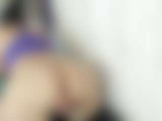 Live cam show with Brithanyadams - Thick on camwithhim.com