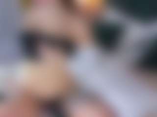 Live cam show with Lilith - Twerking on CamClone