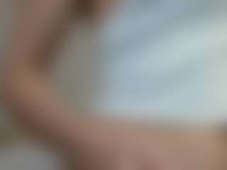 Live cam show with Lilith - Joi on chickslive.net
