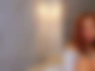 Spettacolo in cam dal vivo con Lilith - Bbc su Camsoda