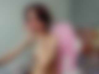 Live cam show with Milena-Milyan - Upskirt on SpunkLive