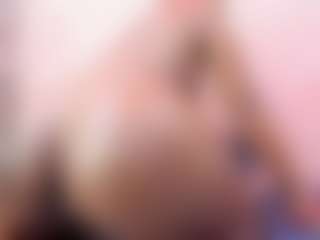 Live cam show with AlissonKim - Ebony Small Tits on livesuperchat.net