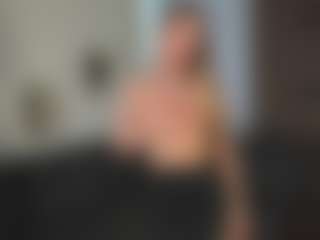 CorrinneHillestad's Live Sex Cam Show
