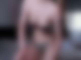 CorrinneHillestad's Live Sex Cam Show