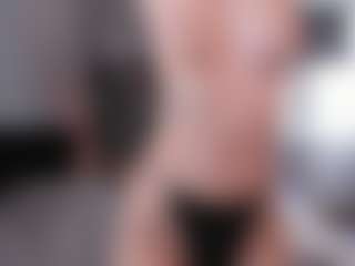 Live cam show with CorrinneHillestad - Gagging on camtv