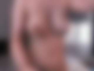 Live cam show with CorrinneHillestad - Brown Hair on Soda Cam