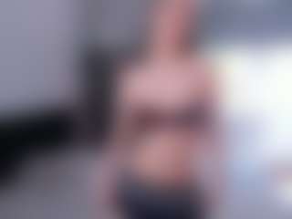 Live cam show with CorrinneHillestad - Brown Hair on Milfs Live