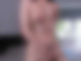 CorrinneHillestad's Live Sex Cam Show