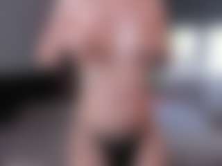Live cam show with CorrinneHillestad - Teen (18+) on studioflirtlive.com