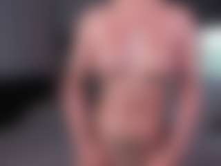 CorrinneHillestad's Live Sex Cam Show