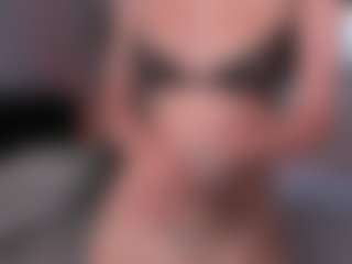 CorrinneHillestad's Live Sex Cam Show