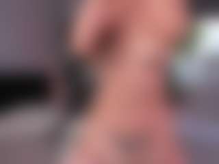 CorrinneHillestad's Live Sex Cam Show