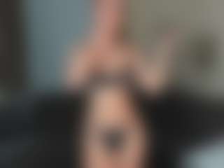 CorrinneHillestad's Live Sex Cam Show