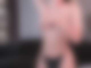 CorrinneHillestad's Live Sex Cam Show
