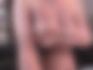 CorrinneHillestad's Live Sex Cam Show