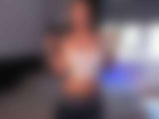 CorrinneHillestad's Live Sex Cam Show