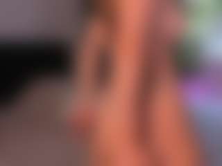 CorrinneHillestad's Live Sex Cam Show