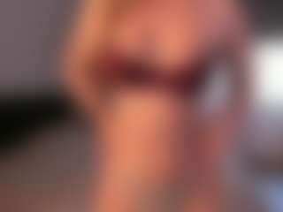 CorrinneHillestad's Live Sex Cam Show