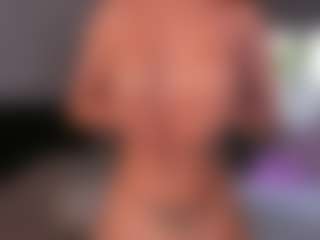 CorrinneHillestad's Live Sex Cam Show