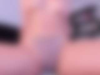 CorrinneHillestad's Live Sex Cam Show