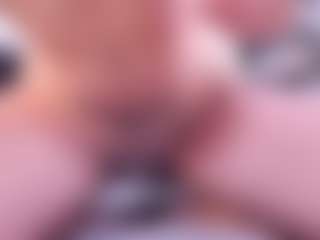 CorrinneHillestad's Live Sex Cam Show
