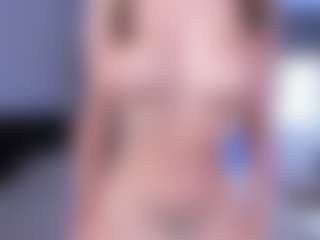 CorrinneHillestad's Live Sex Cam Show
